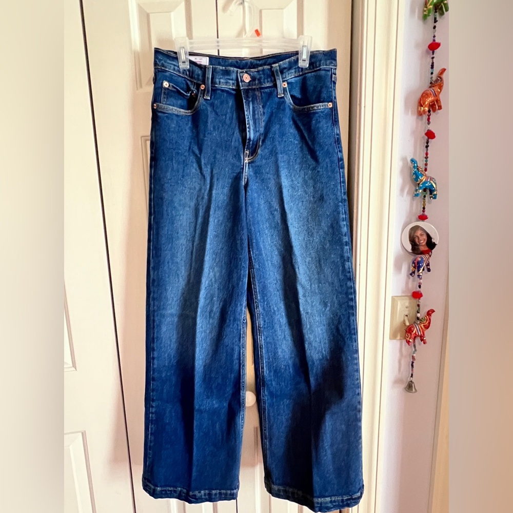Gap women’s high rise wide leg jeans